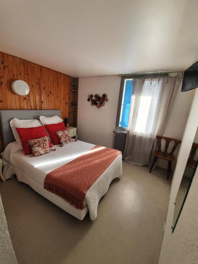 Hotel L'Envie Des Mets Lus-la-Croix-Haute Esterno foto