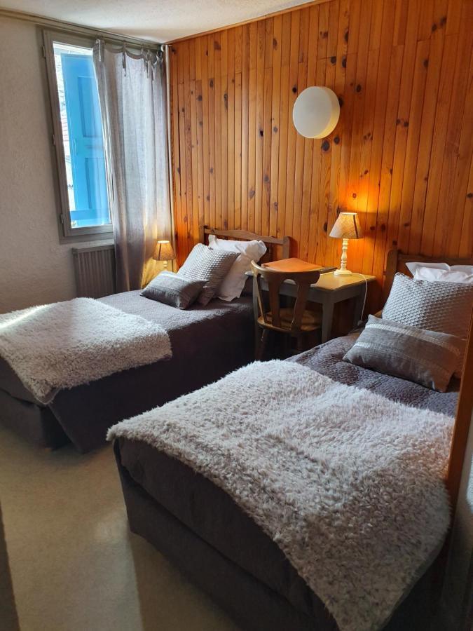 Hotel L'Envie Des Mets Lus-la-Croix-Haute Esterno foto